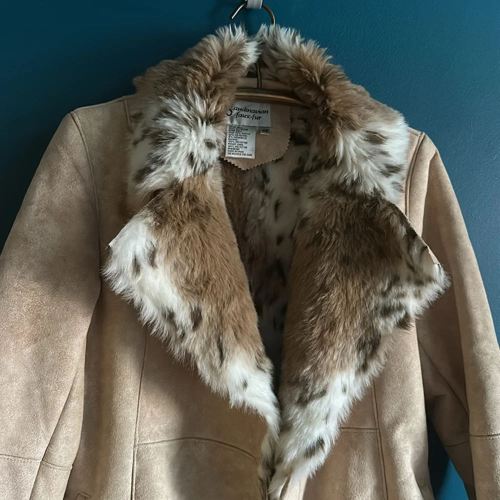 Scandinavian Faux Fur Animal Print Maxi Winter Coat - Picture 3 of 8